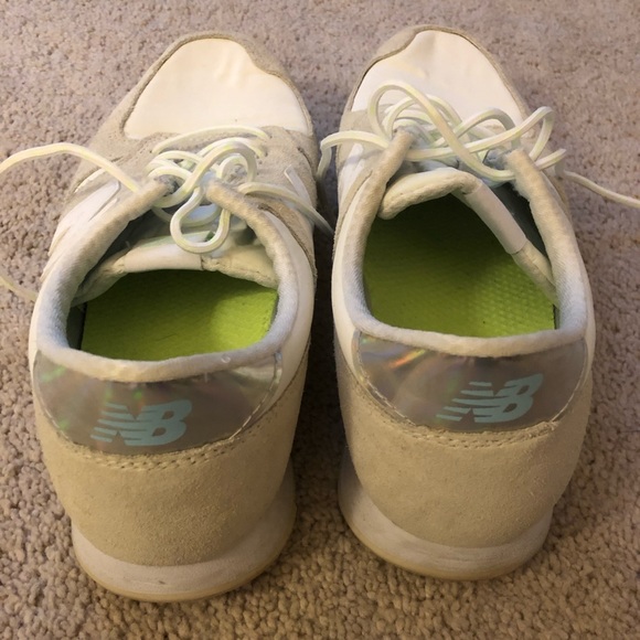 New Balance sneakers - Picture 2 of 5